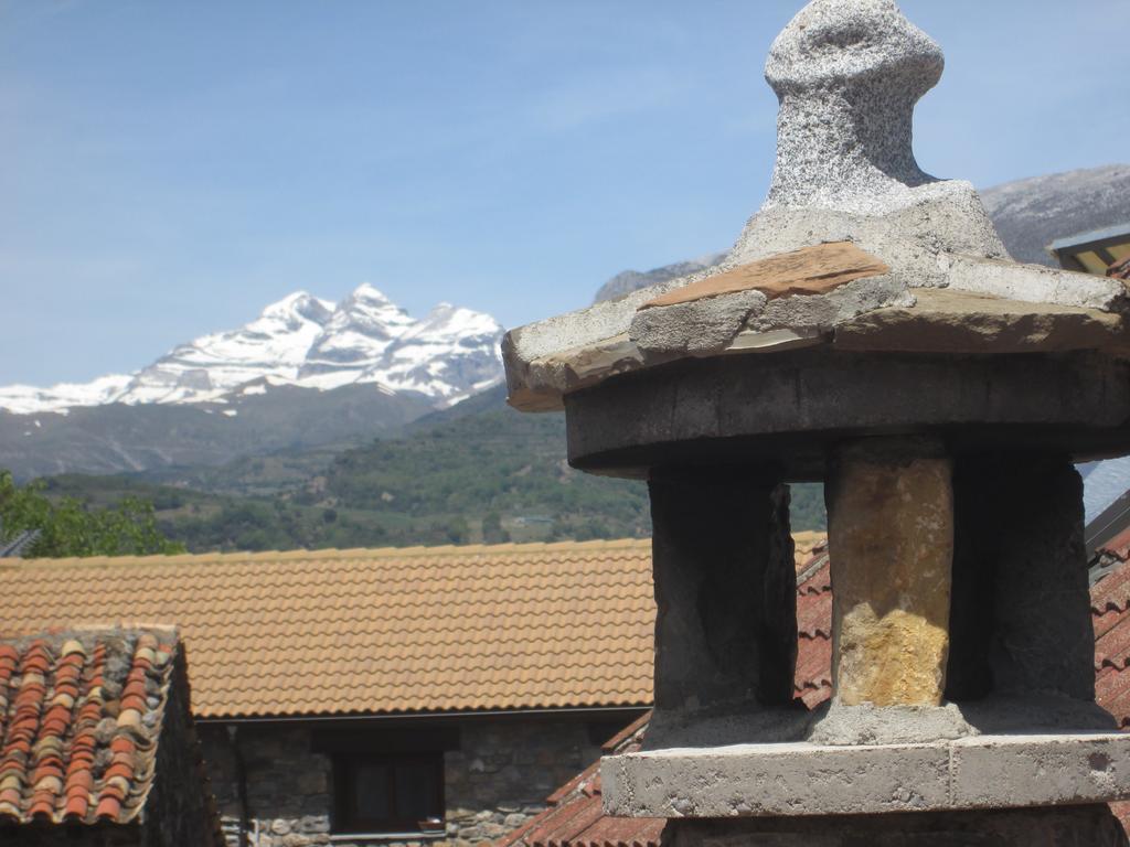 Casa Rural " El Retiro" Laspuña Værelse billede